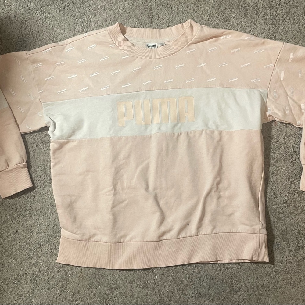 BRAND NEW Pink & White Puma sweatshirt size M
